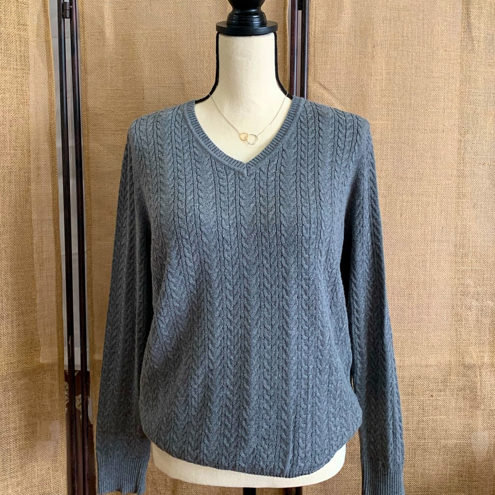 Laura Scott Cable Knit Sweater- Gray